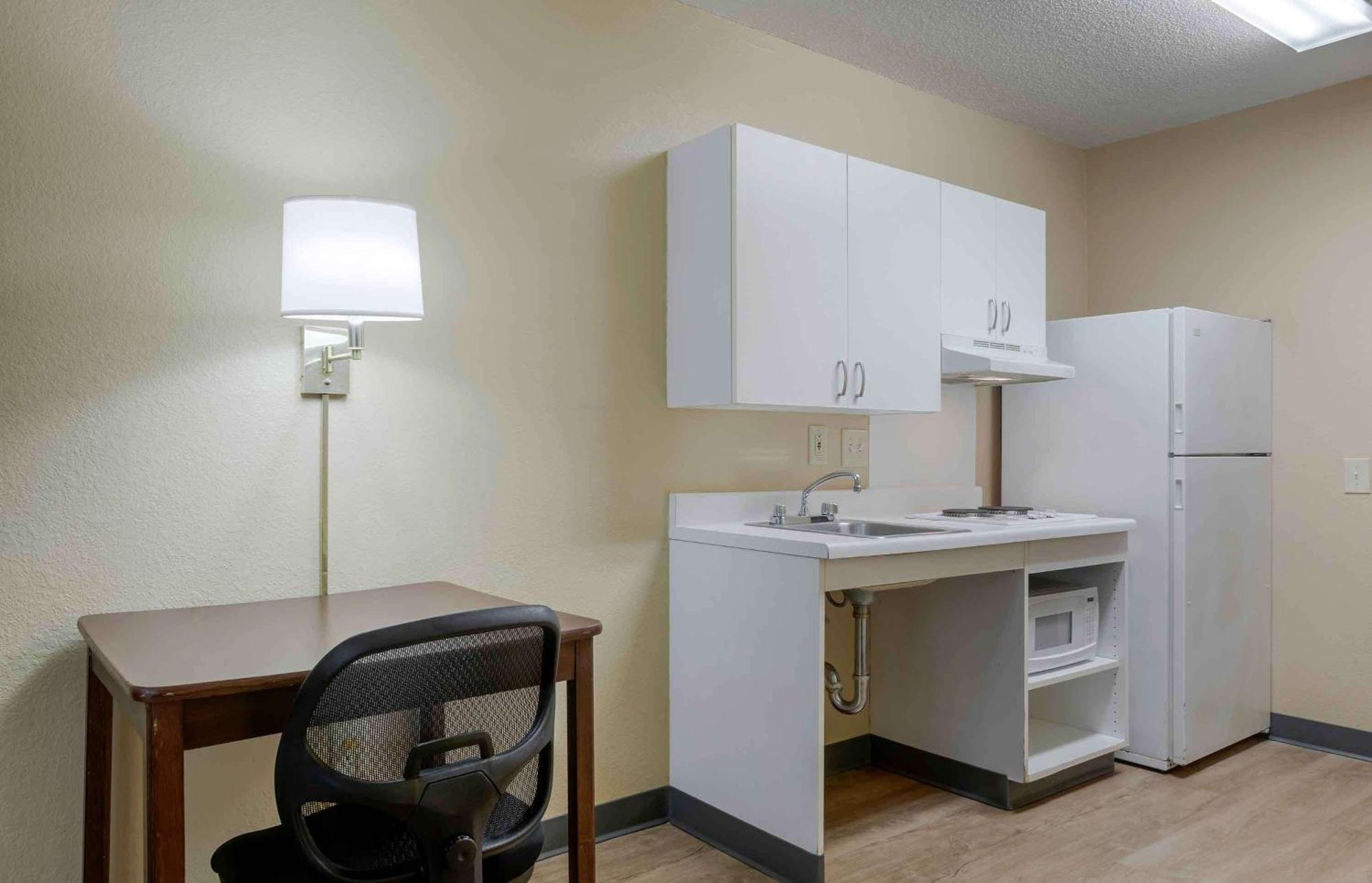 Extended Stay America Suites - Fort Lauderdale - Cypress Creek - Nw 6Th Way Εξωτερικό φωτογραφία