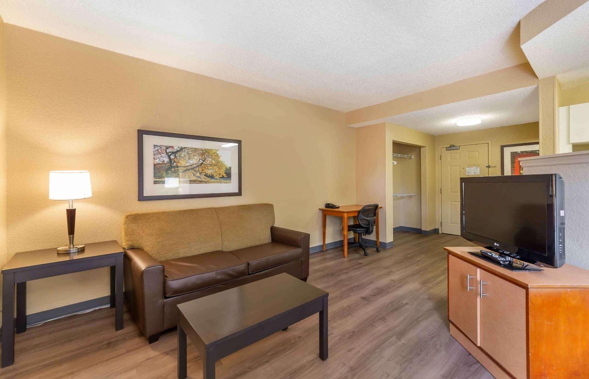 Extended Stay America Suites - Fort Lauderdale - Cypress Creek - Nw 6Th Way Εξωτερικό φωτογραφία