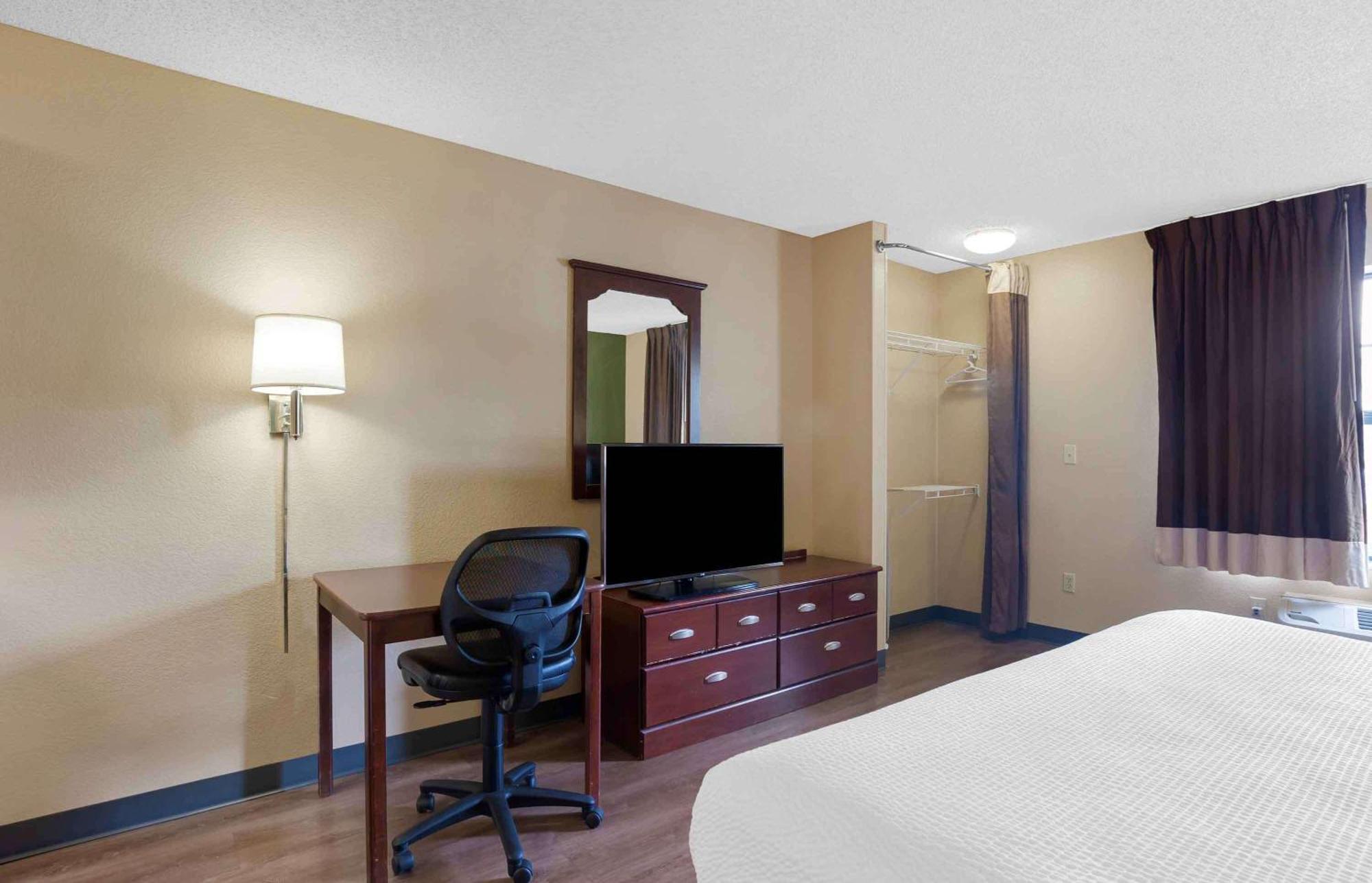 Extended Stay America Suites - Fort Lauderdale - Cypress Creek - Nw 6Th Way Εξωτερικό φωτογραφία
